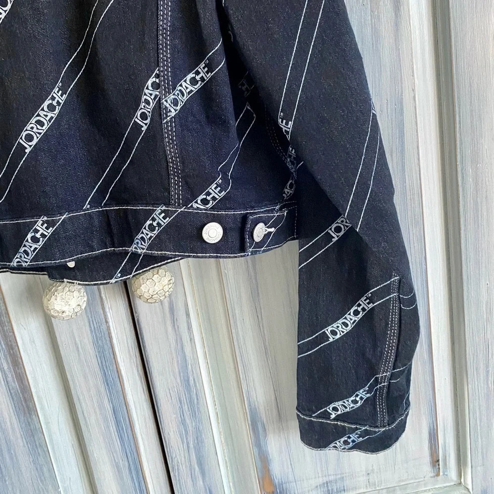 Jordache RINSE DIAGONAL LOGO PRINT SHRUNKEN JACKET - Picture 11 of 14